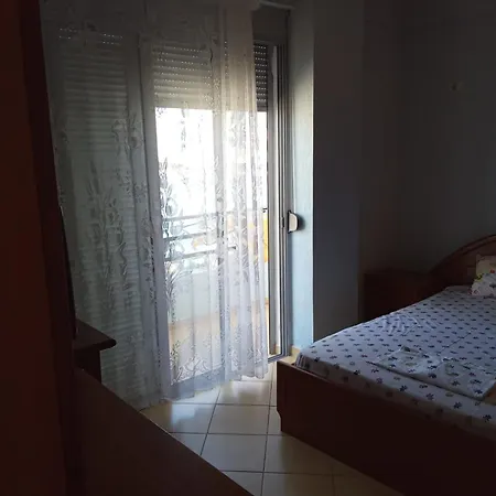 Asta La Viesta شقة ساراندا